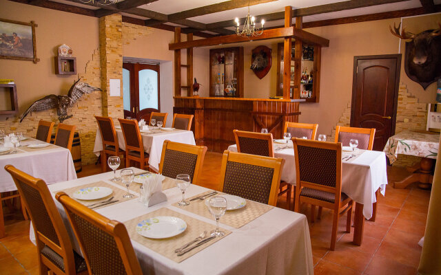 Aleksandrovskij Hotel