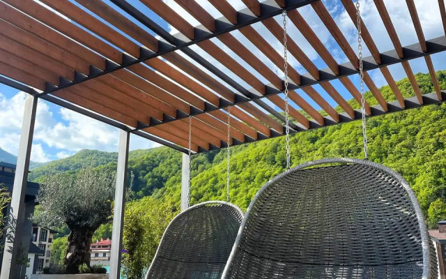 V chetirehzvezdochnom otele Blanc Hill Apartment