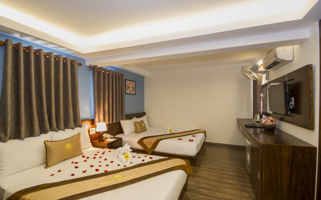 Happy Sky Hotel