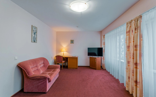 Отель Академическая