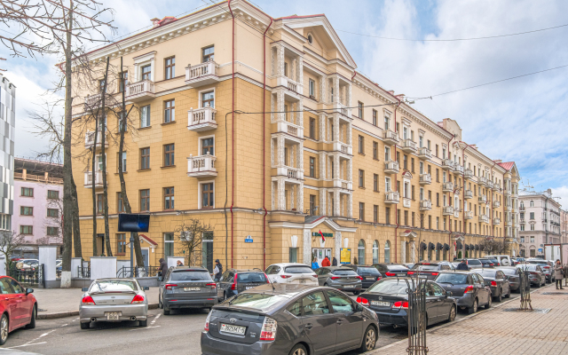 Apartamenty Komfort V Istoricheskom Tsentre  Apartments