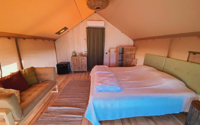 MANGUP Glamping