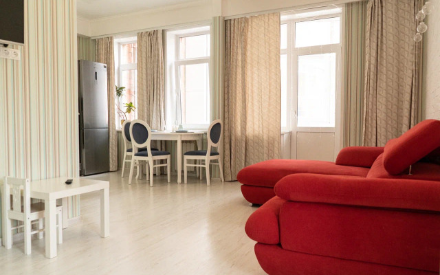 Апартаменты Дальневосточная 126