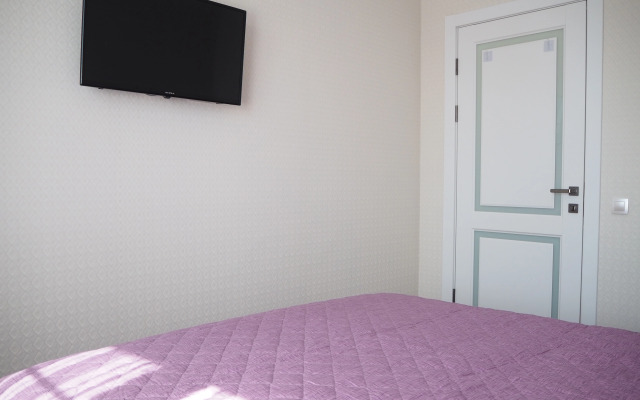 Razmestim Na Ulitse Universitetskaya Naberezhnaya 105 Flat