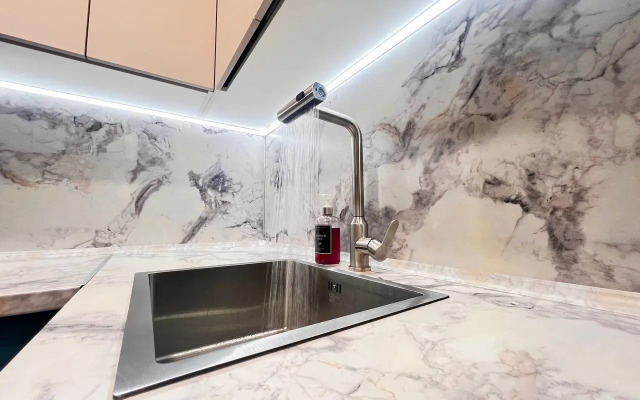 V Tsentre Goroda Zhk Levoberezhye Flat