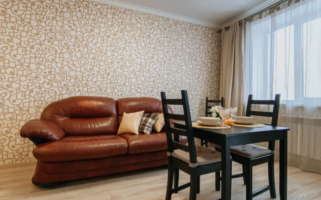 Апартаменты в центре с видом на город 89