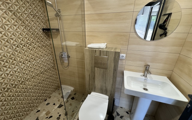 Klever HoteL