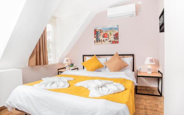 Diuma Hotel