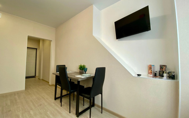V Centre Berdska OTDYH na 4 gostej Apartments