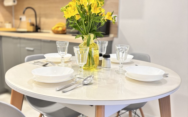 Solnechnaya Dlya 4 Gostey Flat