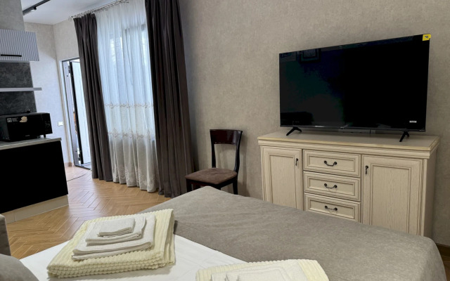 Квартира 459 Дом-Cтудия со Cвоим Двором Парковка Беседка Мангал