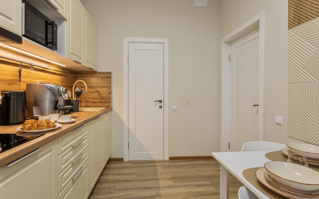 FullHouseApart dizaynerskie trekhmestnye apartamenty na vokzal'noy ploshchadi Apartments