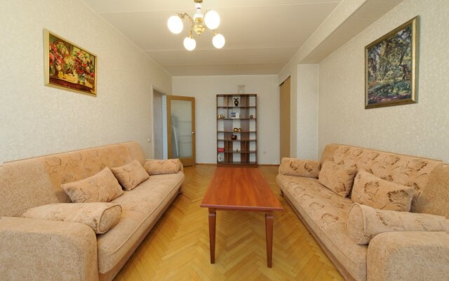 Na Novom Arbate Apartaments