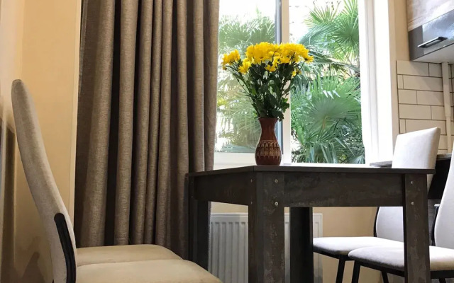 Pereulok Gorykogo 13 Flat