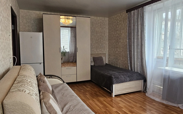 Prostornaya dvukhkomnatnaya vozle plyazha Flat