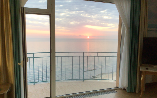 Apartment Priboy 05 by the sea for relaxation and wellness