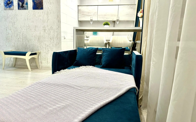 Квартира-студия рядом с ТЦ Тополь Сети апартаментов На время