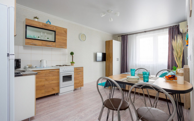 Апартаменты Уютная Квартира на Аверкиева 21