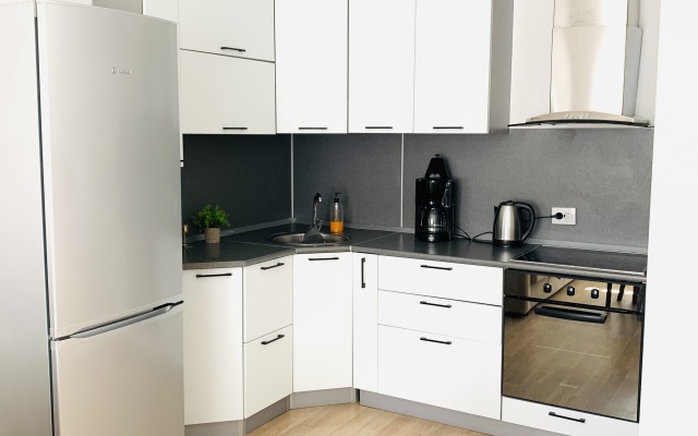 Svetlaya Uyutnaya V Tsentre Goroda Flat
