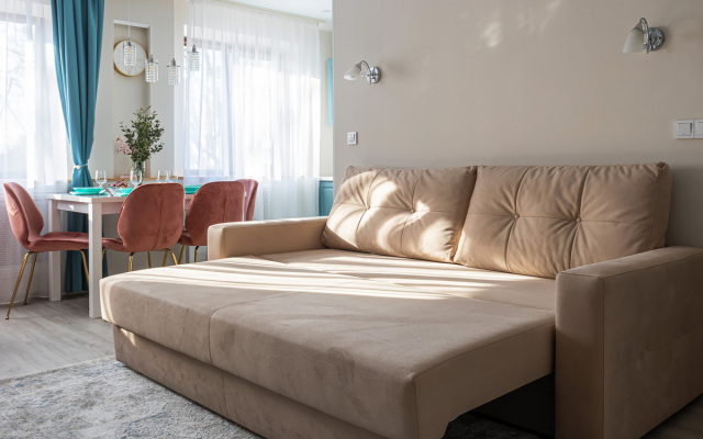 2h komn. Flamingo Kenig Holidays V Centre Na Leninskom Prospekte Apartments