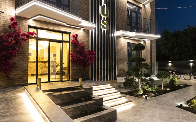 Hotel Lotos