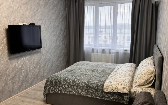 Квартира на левом берегу у ДК Кирова