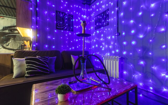 Квартира Аренда Лофта для Вечеринки с Караоке и X Box