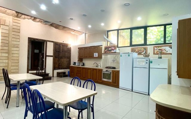 Teplo Guest House