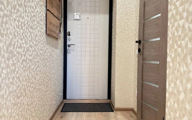 Yousinn Serafimovicha 8 Kv 4 Apartments