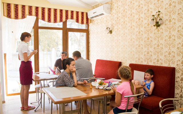 Glitsiniya Guest House