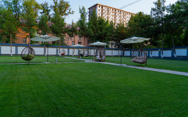 Green Park Hotel