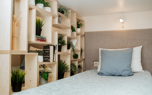 Studiya Dvukhurovnevaya Flat