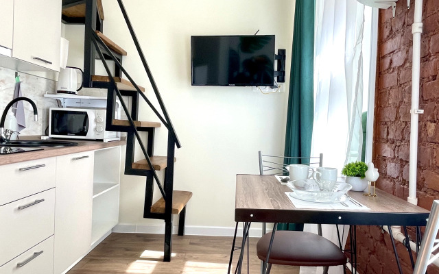 Квартира 2 Ночи на улице Жуковского 28 (2)