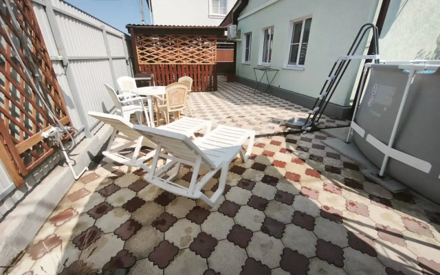 Uyutny Chastny Dom Pod Klyuch Private house