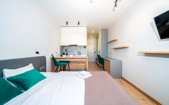 V Apart-Otele Kirovsky Avenir Apartments