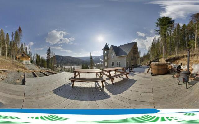 Отель Загородный Замок Эдельвейс