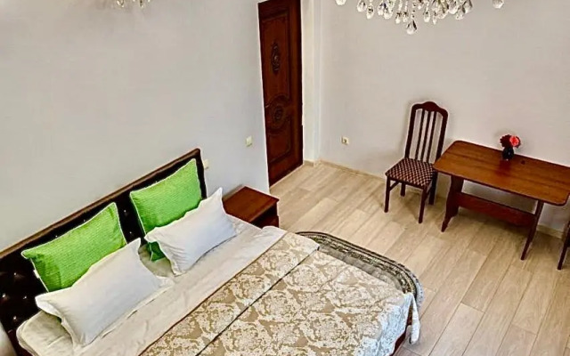 Апартаменты на улице Чкалова 76