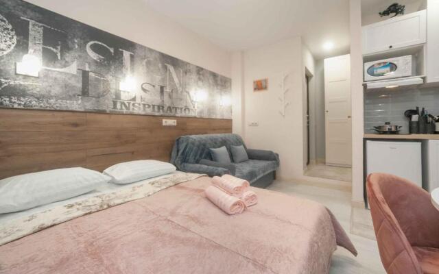 Sandi Na Ul Fridrikha Engelsa 3 Apartments