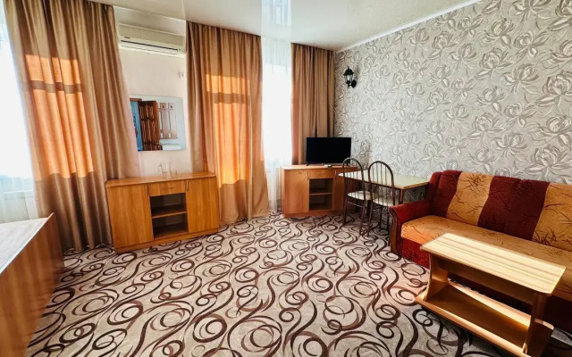Retro Hotel