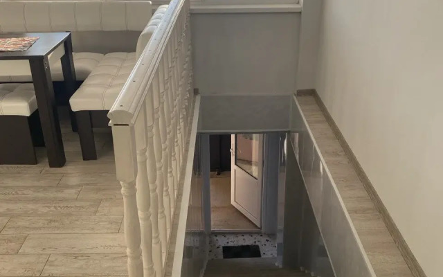 Aniwave 3 Apartments