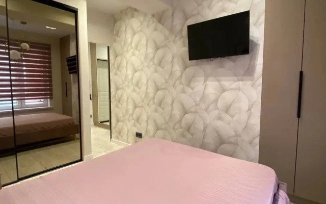 68 Na Staroshosseynoy Ulitse 5k8 Flat