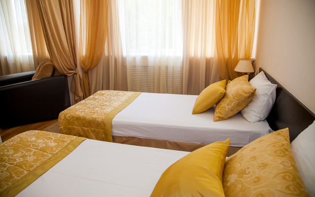 Tsaritsynskaya Hotel