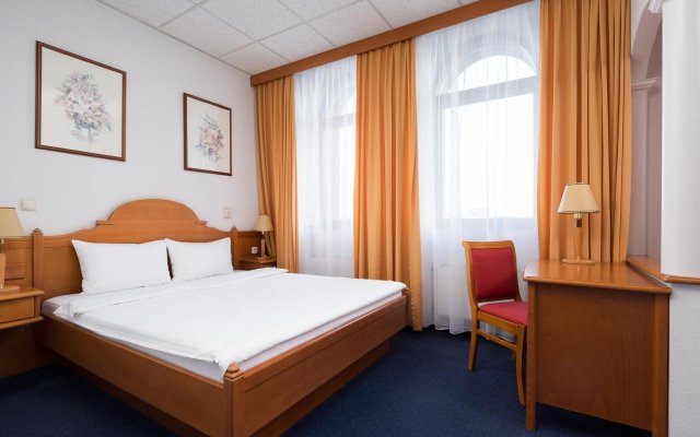 TransHotel Hotel