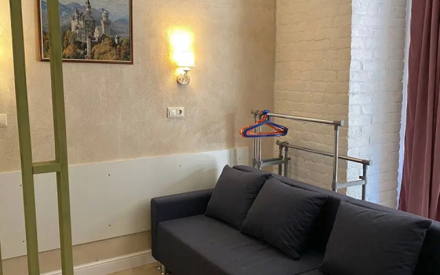 Lyuks Poyuschie Fontany Komsomola 13 Apartments