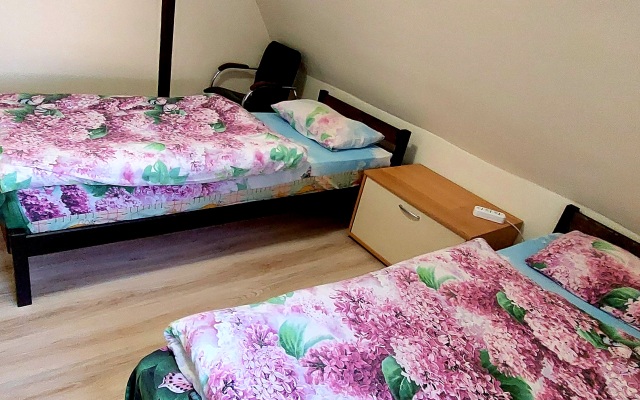 Na Beregu Ozera s Vmestimostu 18 Chelovek Private House.