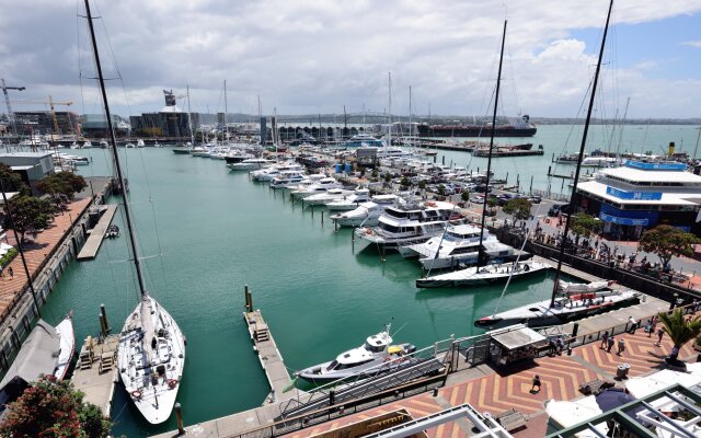 Auckland Harbour Central Apartments