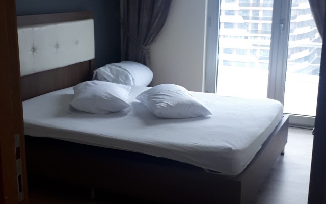 Myy Suites Apart-Hotel