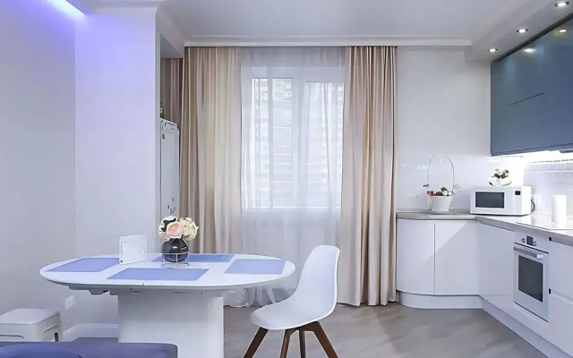 Апартаменты на Мелик Карамова 4