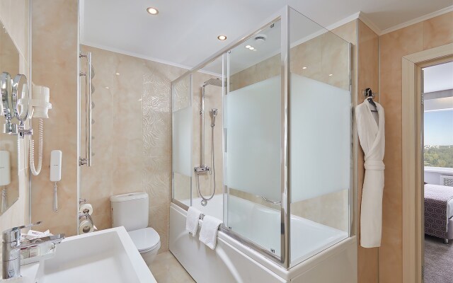 Aristokrat Oficial'nyj partnyor Otelya «Del'ta» Izmajlovo Hotel