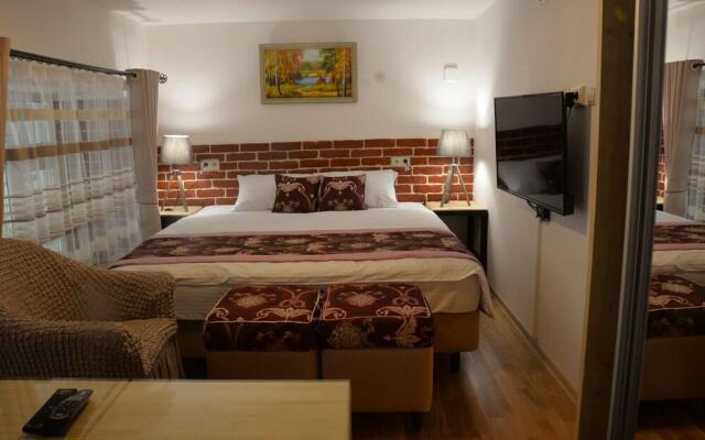 Varsavca Inn Hotel